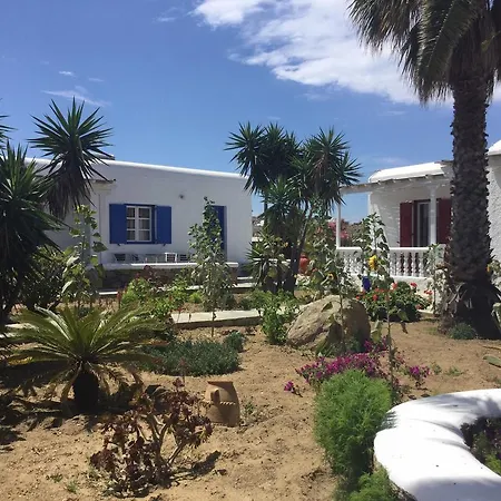 Konukevi Diogenis Village Mykonos 4*