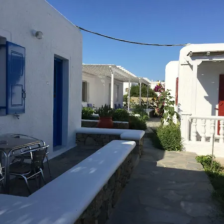 Diogenis Village Mykonos 4* グラストロス